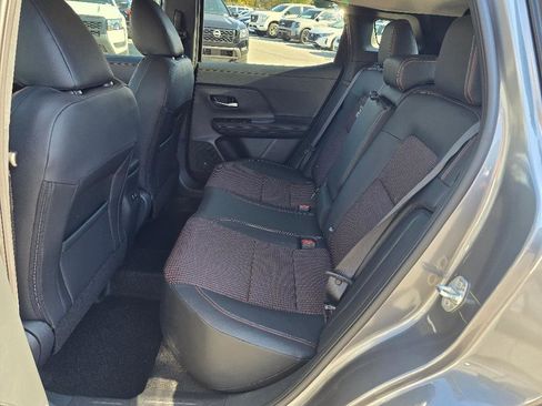 New 2025 Nissan Kicks SR image 11