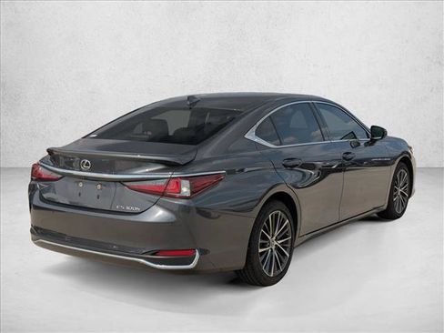 Used 2025 Lexus ES 300h w/ Premium Package FWD image 5