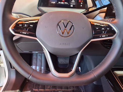 Used 2023 Volkswagen ID.4 Pro RWD image 20