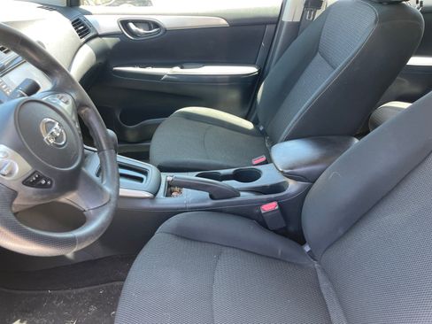 Used 2019 Nissan Sentra S FWD image 6