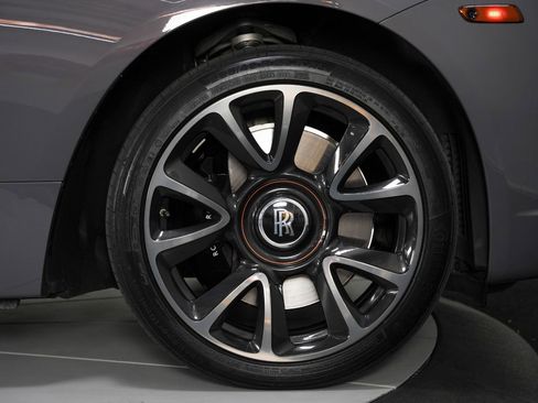 Used 2018 Rolls-Royce Wraith image 29