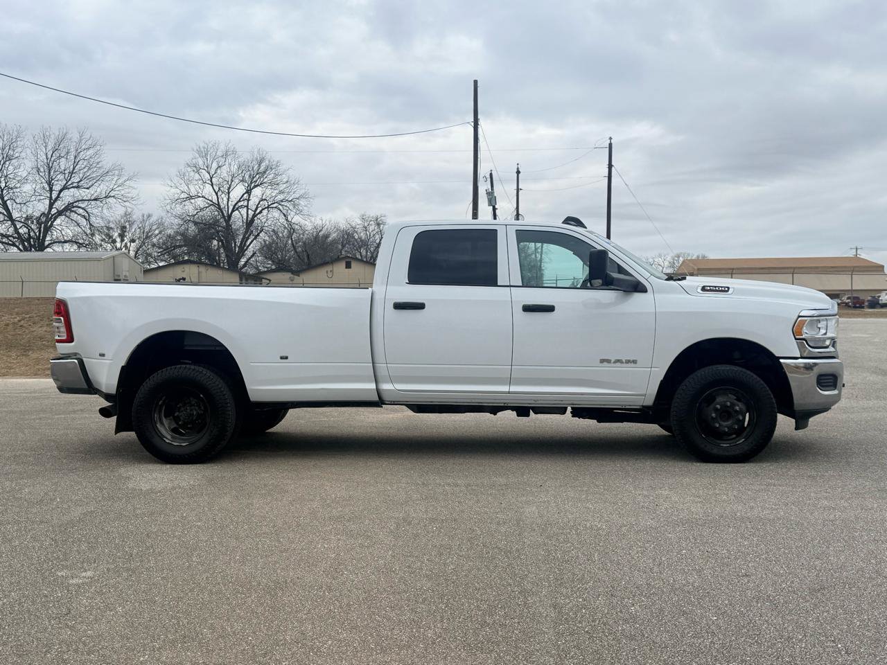 Used 2021 RAM 3500 Tradesman w/ Chrome Appearance Group AWD/4WD image 2