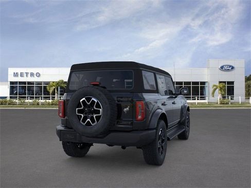 New 2025 Ford Bronco Outer Banks image 8