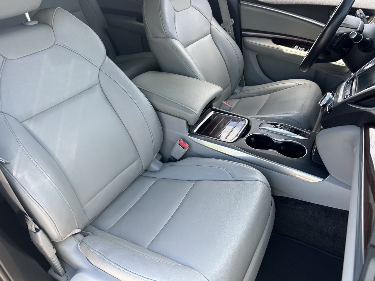 Used 2016 Acura MDX w/ Technology Package FWD image 13