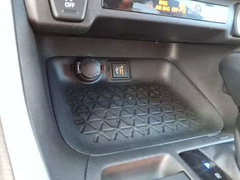 Certified 2023 Toyota RAV4 LE AWD/4WD image 16
