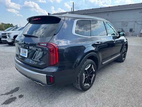 Used 2025 Kia Telluride S FWD image 6