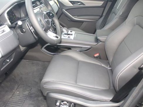 New 2026 Jaguar F-PACE R-Dynamic S image 20