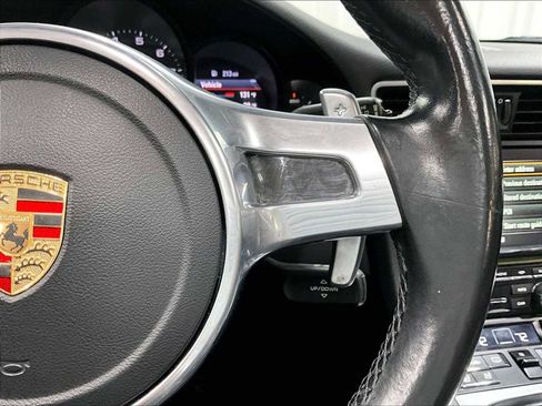 Used 2015 Porsche 911 Carrera image 23