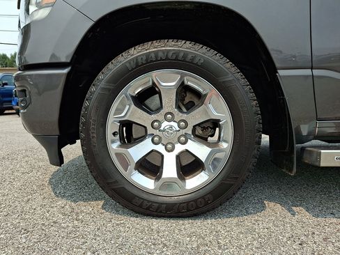 Used 2019 RAM 1500 Big Horn AWD/4WD image 10
