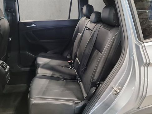 Used 2023 Volkswagen Tiguan SE R-Line AWD/4WD image 18