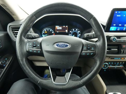 Used 2020 Ford Escape SEL AWD/4WD image 39