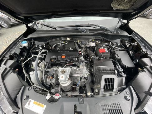 Used 2024 Honda HR-V Sport image 11