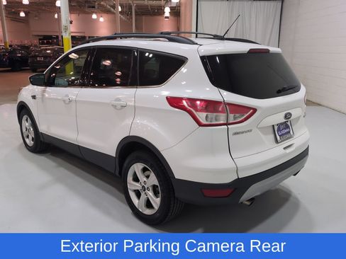Used 2015 Ford Escape SE w/ Equipment Group 201A FWD image 5