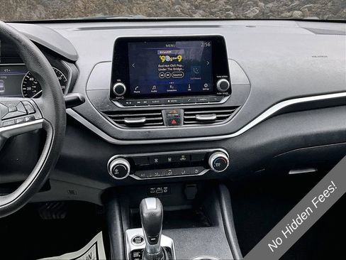 Used 2022 Nissan Altima 2.5 SV FWD image 5