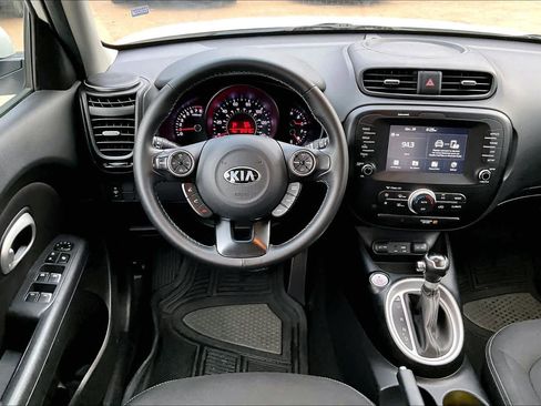 Used 2017 Kia Soul + w/ UVO Package image 5