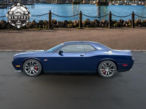Used 2014 Dodge Challenger SRT8 RWD image 1