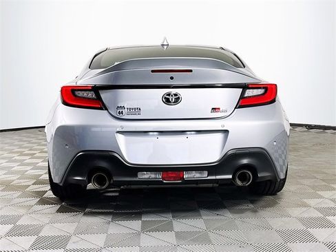 Certified 2025 Toyota GR86 Premium image 7