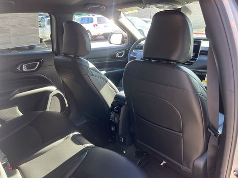 New 2026 Jeep Compass Latitude AWD/4WD image 24