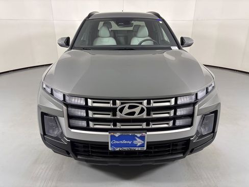 Used 2025 Hyundai Santa Cruz SEL image 3