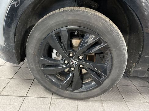 Used 2024 Buick Encore GX Sport Touring image 6