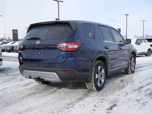 Used 2025 Honda Pilot EX-L image 5