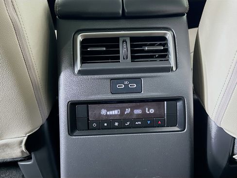 Used 2025 MAZDA CX-90 3.3 Turbo w/ Premium Sport Pkg image 29