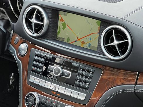 Used 2015 Mercedes-Benz SL 65 AMG image 36