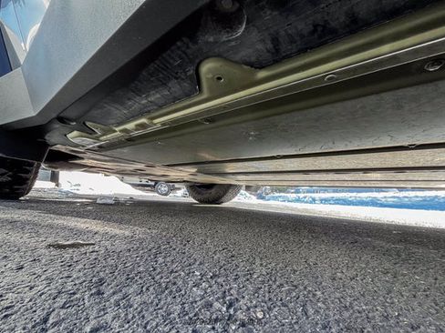 Used 2024 Tesla Cybertruck AWD Crew Cab image 37