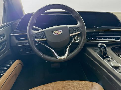 Used 2022 Cadillac Escalade ESV Sport w/ Touring Package image 24