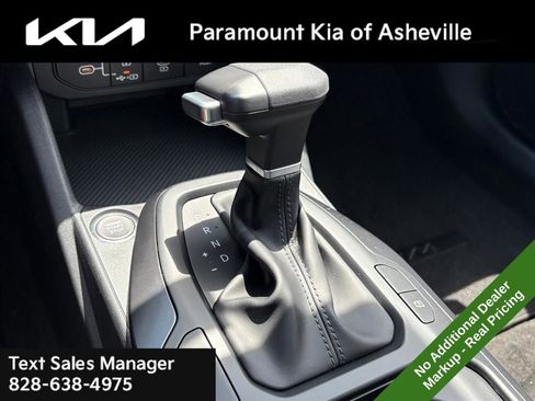 New 2026 Kia K4 FWD image 27