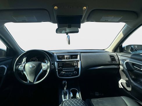 Used 2018 Nissan Altima 2.5 SR FWD image 8