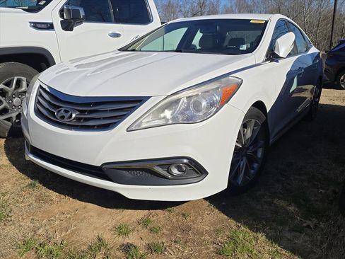 Used 2015 Hyundai Azera Limited image 3