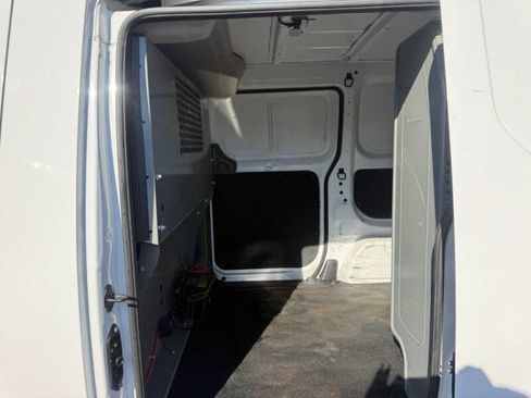 Used 2021 Nissan NV200 SV FWD image 13