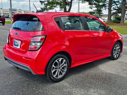 Certified 2020 Chevrolet Sonic LT FWD image 5
