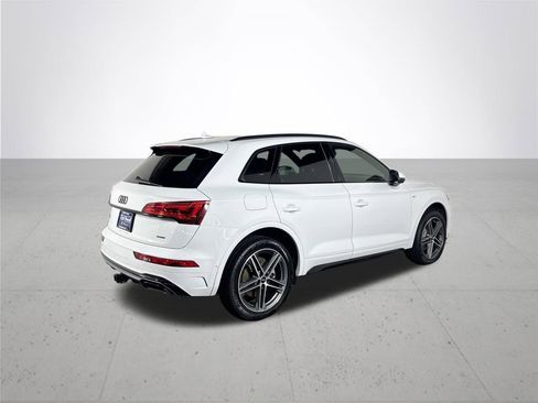 Used 2023 Audi Q5 e Prestige w/ Prestige Package image 6