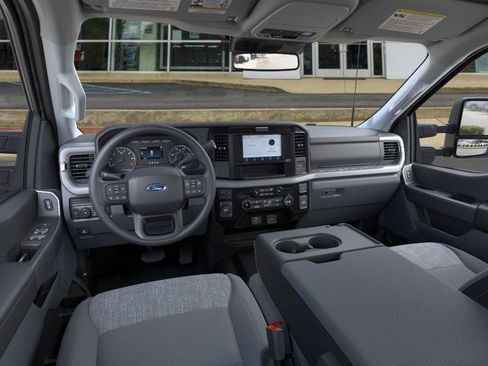 New 2026 Ford F350 XLT w/ 360-Degree Camera Package image 9