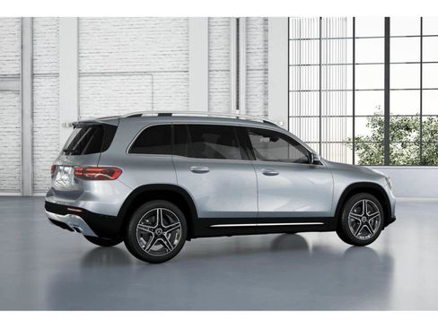 New 2026 Mercedes-Benz GLB 250 image 18