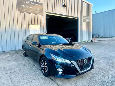Used 2019 Nissan Altima 2.5 SV image 8