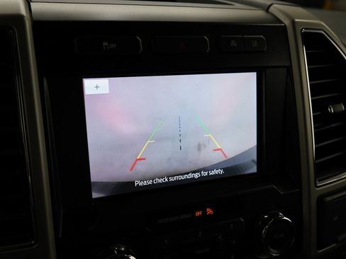 Used 2020 Ford F150 Lariat RWD image 21