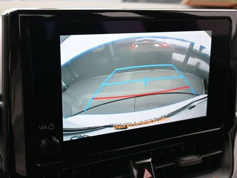 Used 2024 Toyota Corolla LE image 25