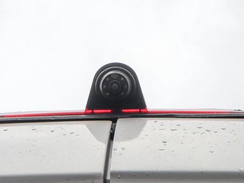 Used 2016 Mercedes-Benz Sprinter 2500 image 42