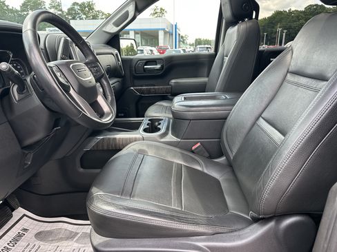 Used 2019 GMC Sierra 1500 Denali w/ Denali Ultimate Package AWD/4WD image 10