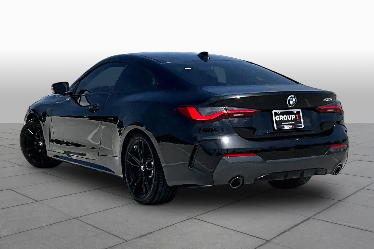 Used 2021 BMW 430i Coupe w/ M Sport Package RWD image 10