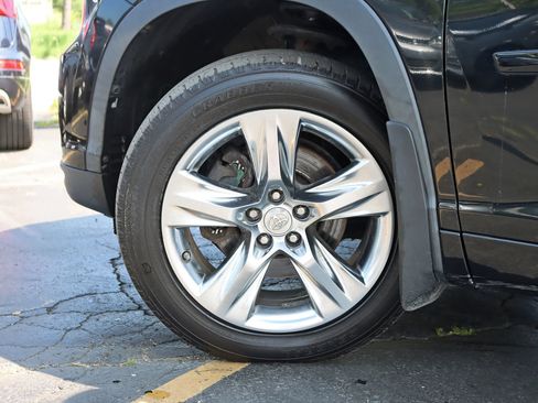 Used 2015 Toyota Highlander Limited Platinum AWD/4WD image 15