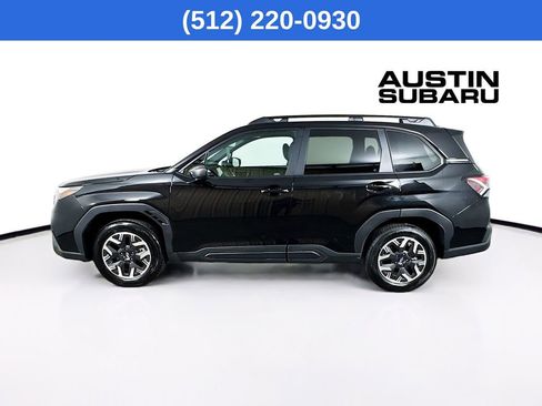 Used 2026 Subaru Forester Premium image 5