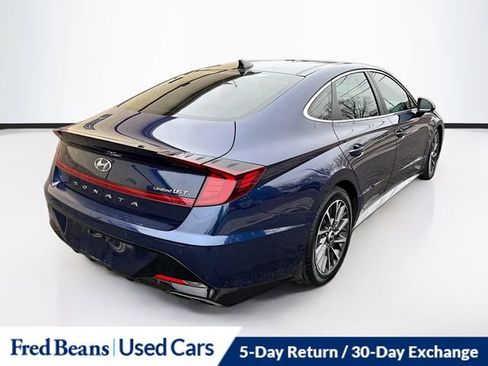 Used 2022 Hyundai Sonata Limited w/ Preferred Accessory Package image 8