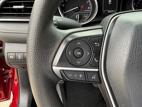 Used 2021 Toyota Camry LE image 14