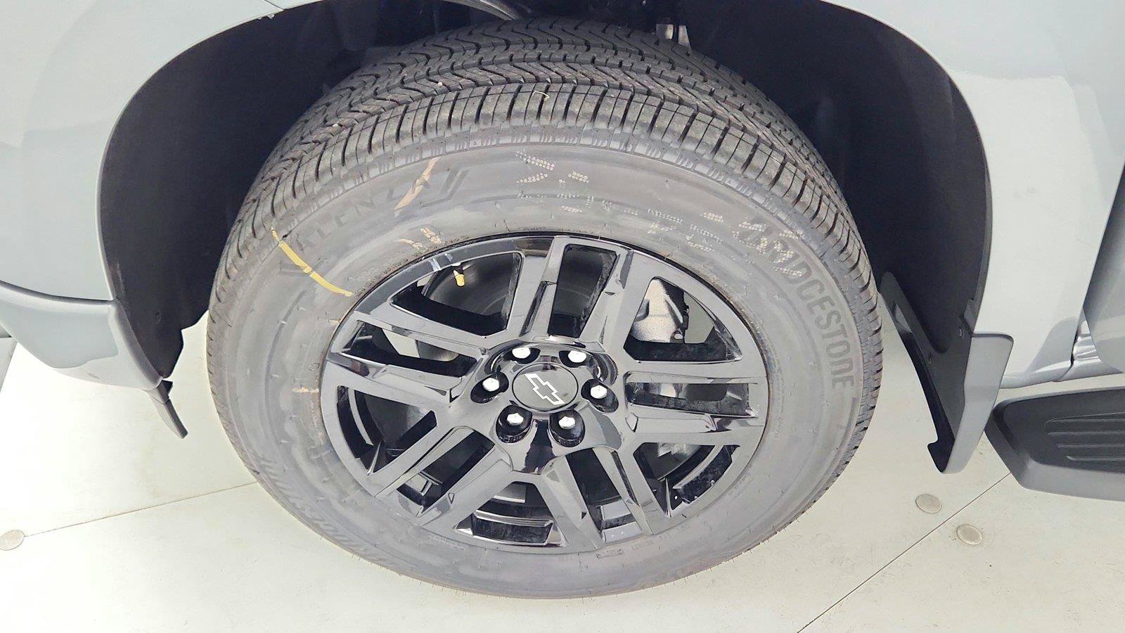 Used 2026 Chevrolet Silverado 1500 RST w/ Convenience Package II AWD/4WD image 36