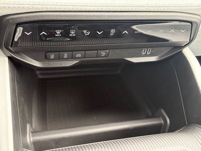 New 2026 Jeep Cherokee Laredo AWD/4WD image 18