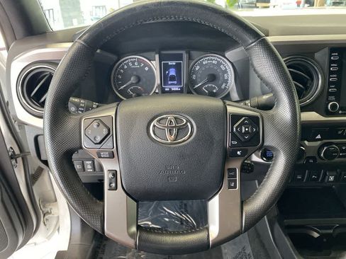 Certified 2023 Toyota Tacoma Limited AWD/4WD image 17